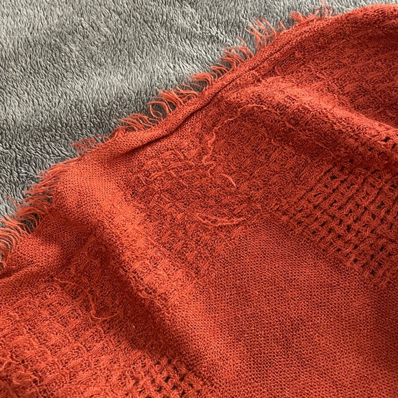 Scarf - Picture 5 of 9